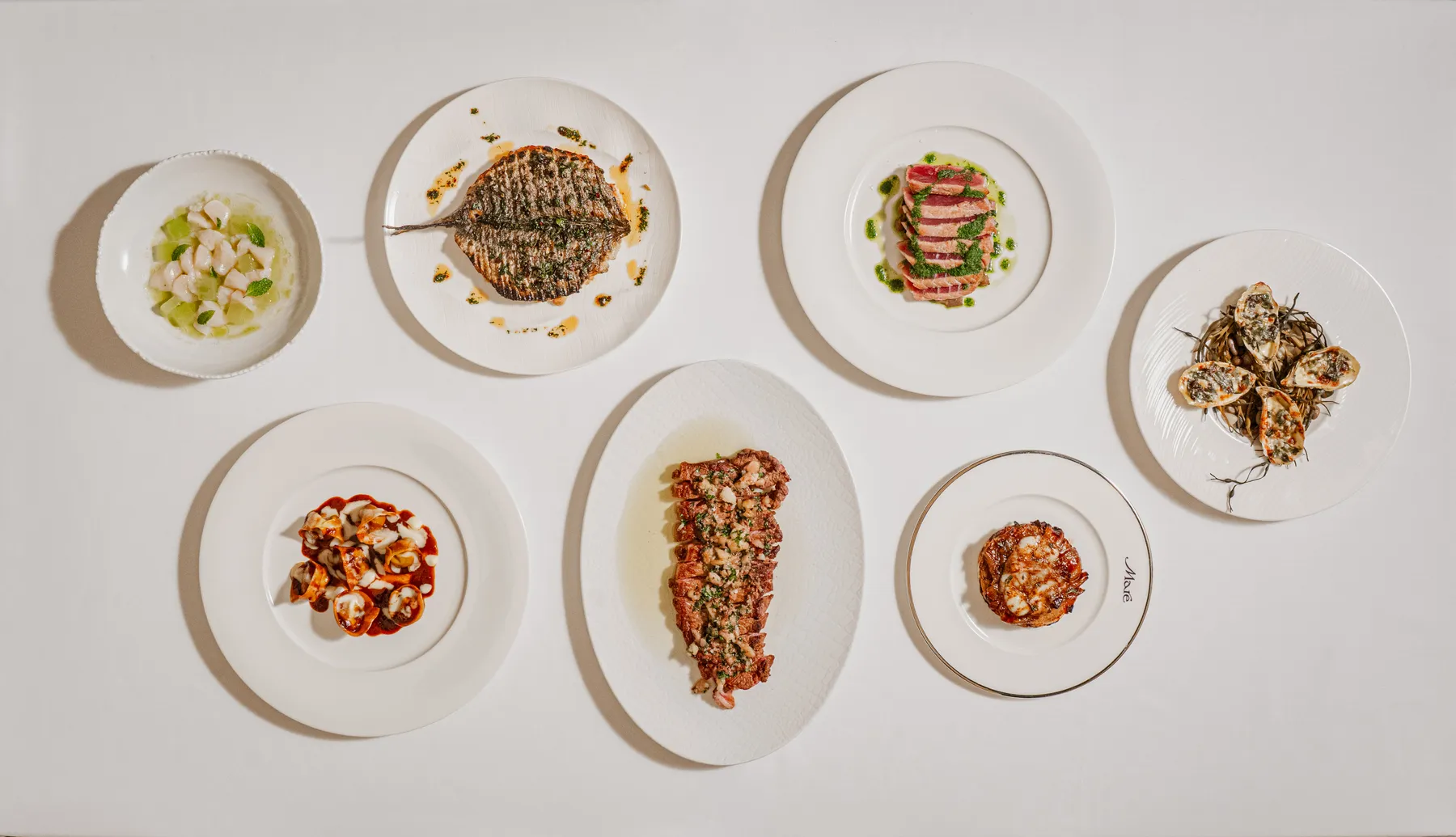 Assiette signature de Mare